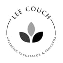 Lee Couch BW logo